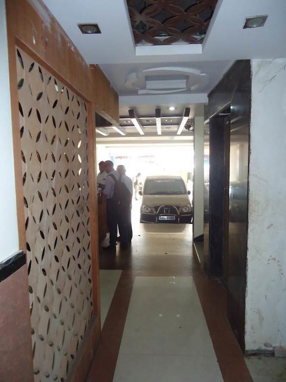 Hotel Sai Galaxy Inn 쉬르디 외부 사진