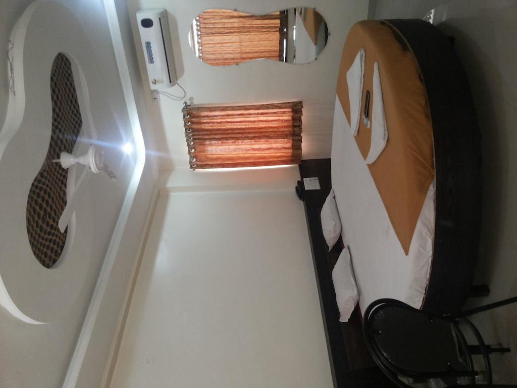 Hotel Sai Galaxy Inn 쉬르디 외부 사진